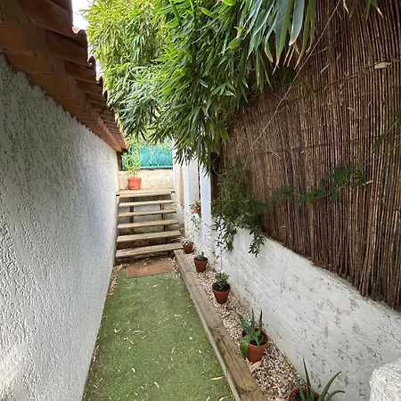 Maisonnette Avec Piscine Proche Saint-tropez & Port Grimaud Lägenhet *